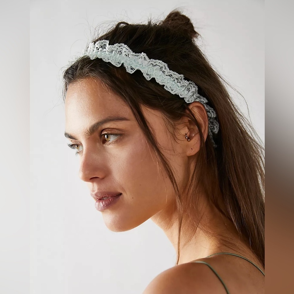 Free People One And Done Garter - Picture 2 of 2